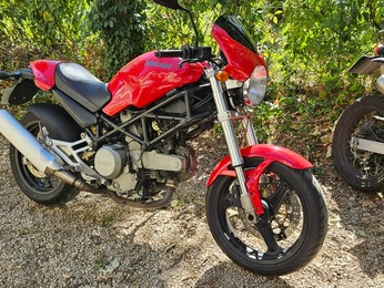 MONSTRO 620 IE DUCATI